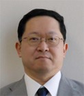  顔写真：