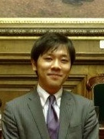 阿部 裕介 顔写真